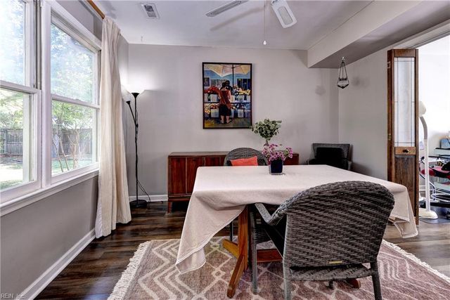 100 Davids WAY, Yorktown, VA 23692