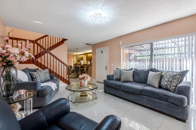 2205 22nd Lane, Greenacres, FL 33463