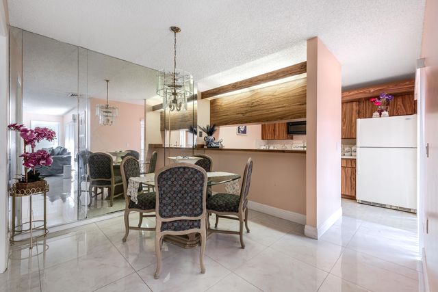 2205 22nd Lane, Greenacres, FL 33463