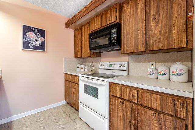 2205 22nd Lane, Greenacres, FL 33463