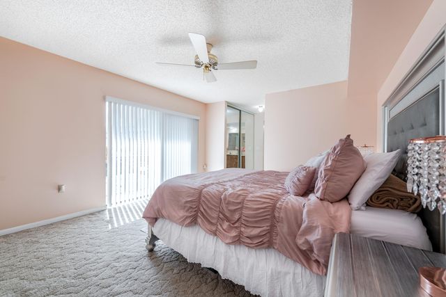 2205 22nd Lane, Greenacres, FL 33463