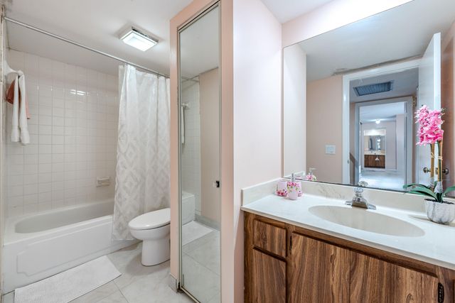 2205 22nd Lane, Greenacres, FL 33463