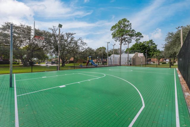 2205 22nd Lane, Greenacres, FL 33463