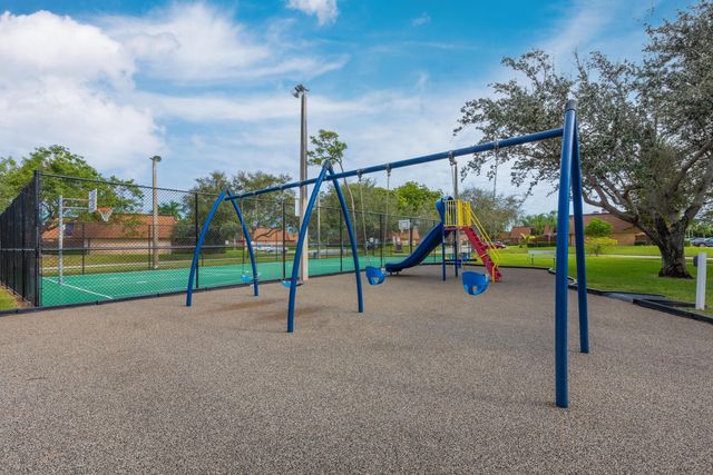 2205 22nd Lane, Greenacres, FL 33463