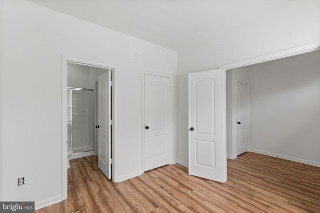 2372 WOODLAND POND LN, Herndon, VA 20171