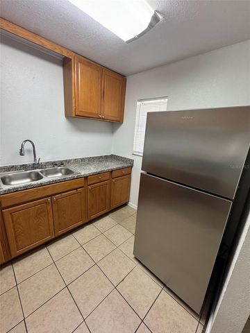 1728-1728 NE 3RD STREET, Ocala, FL 34470