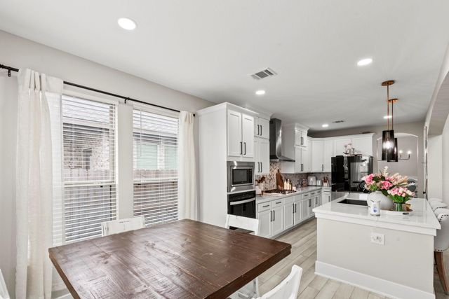 2122 Lierna Drive, Texas City, TX 77568