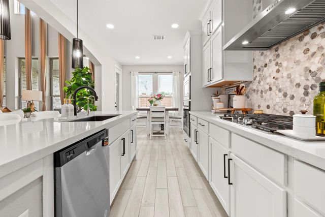 2122 Lierna Drive, Texas City, TX 77568