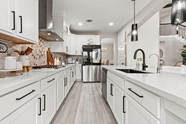 2122 Lierna Drive, Texas City, TX 77568