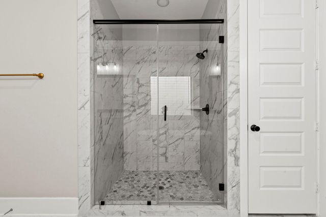 2122 Lierna Drive, Texas City, TX 77568