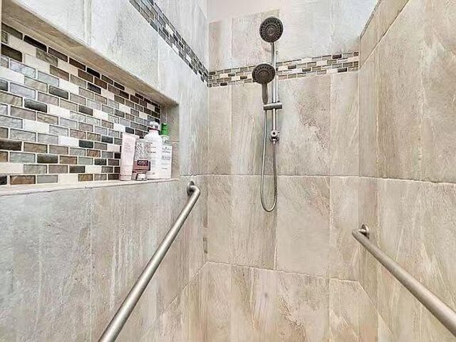 5877 NW 73rd Court, Parkland, FL 33067