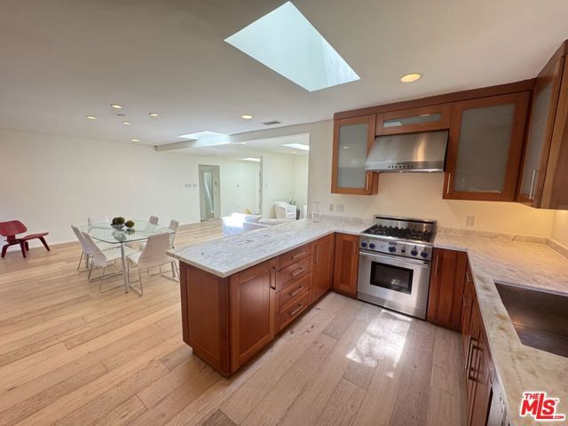 7586 Woodrow Wilson Drive, Los Angeles, CA 90046