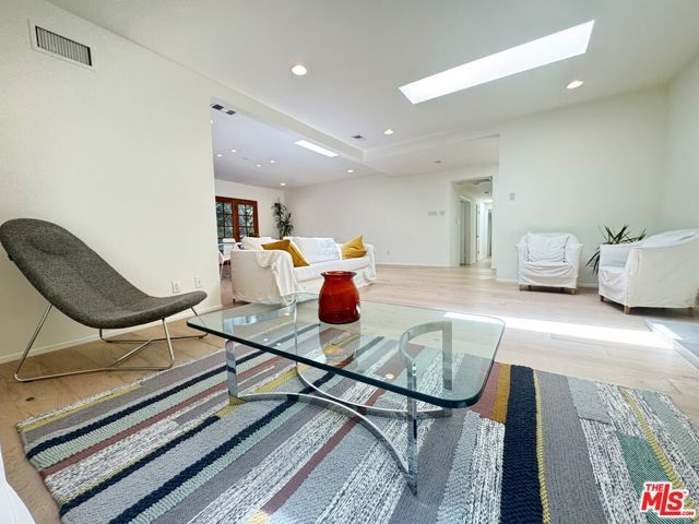 7586 Woodrow Wilson Drive, Los Angeles, CA 90046