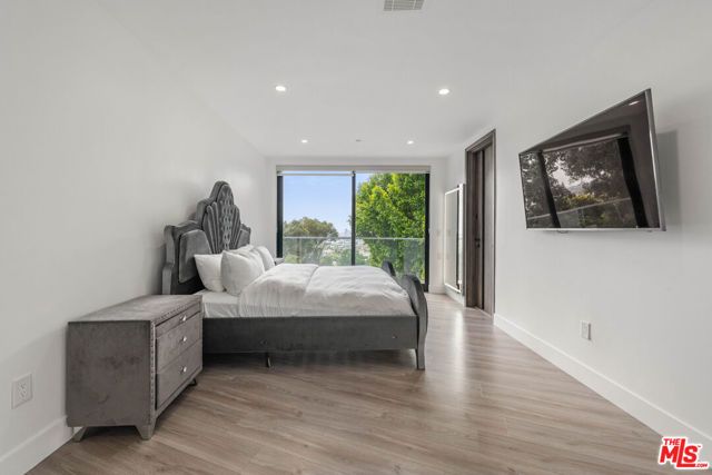 6181 Temple Hill Drive, Los Angeles, CA 90068