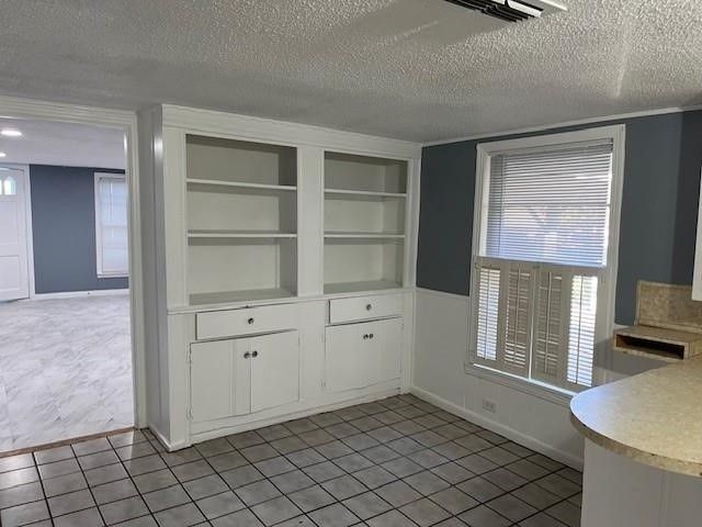 409 N College Drive, Keene, TX 76059