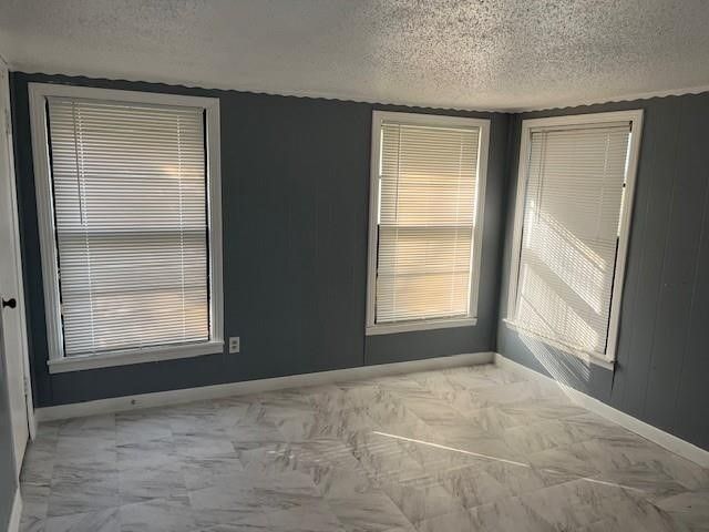 409 N College Drive, Keene, TX 76059