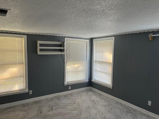 409 N College Drive, Keene, TX 76059