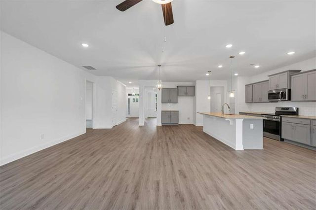 313 Angela Avenue, Bowdon, GA 30108