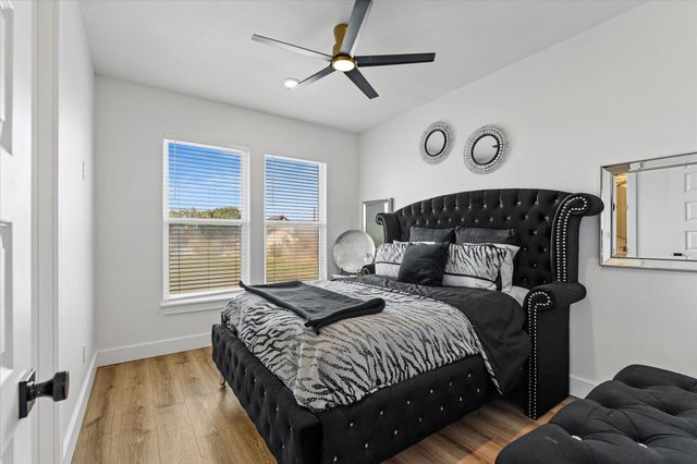 4627 County Road 63, Rosharon, TX 77583