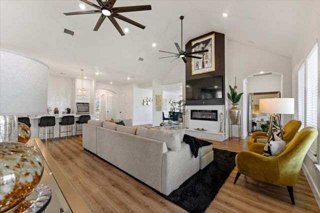 4627 County Road 63, Rosharon, TX 77583