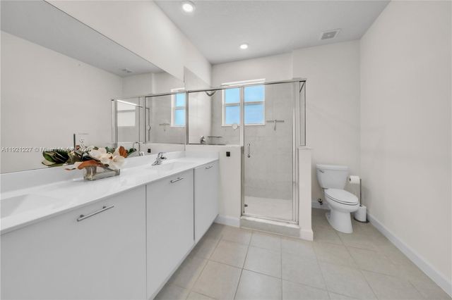 12917 NW 23rd Pl, Miami, FL 33167