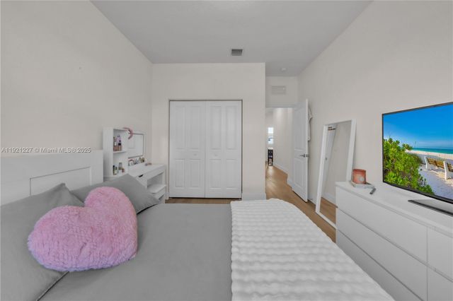 12917 NW 23rd Pl, Miami, FL 33167