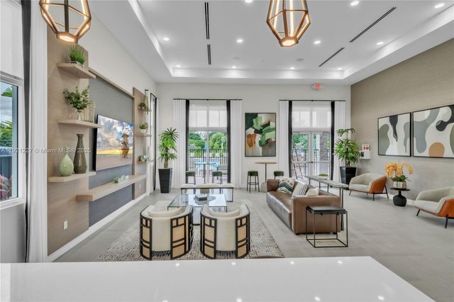 12917 NW 23rd Pl, Miami, FL 33167