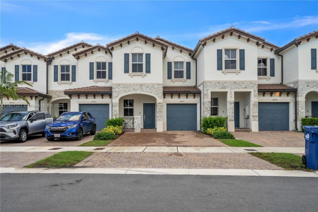 12917 NW 23rd Pl, Miami, FL 33167