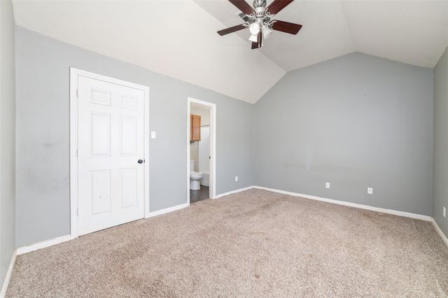 1014 Oak Glen Drive, Willis, TX 77378
