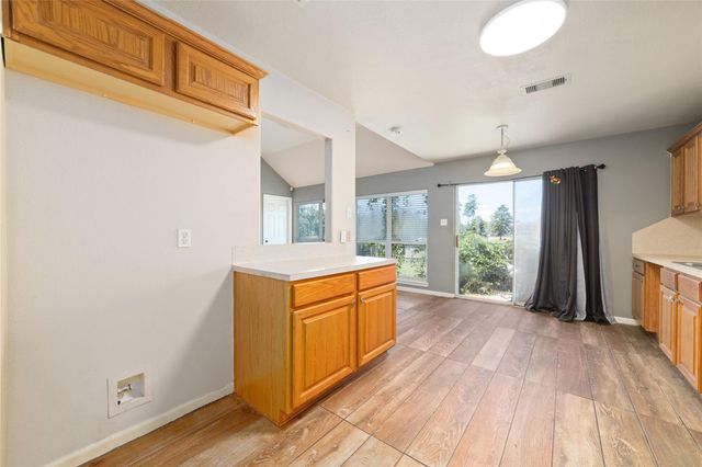 1014 Oak Glen Drive, Willis, TX 77378