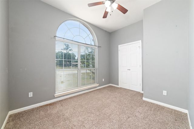 1014 Oak Glen Drive, Willis, TX 77378