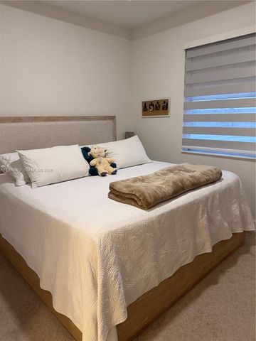 2371 NW 122nd Ter, Miami, FL 33167