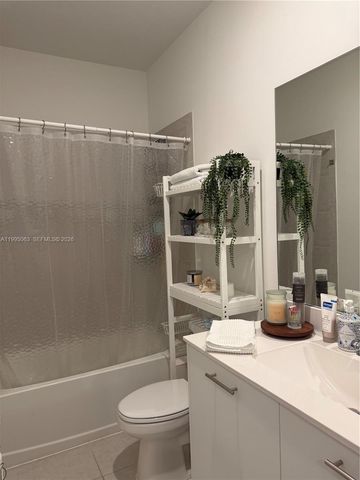 2371 NW 122nd Ter, Miami, FL 33167