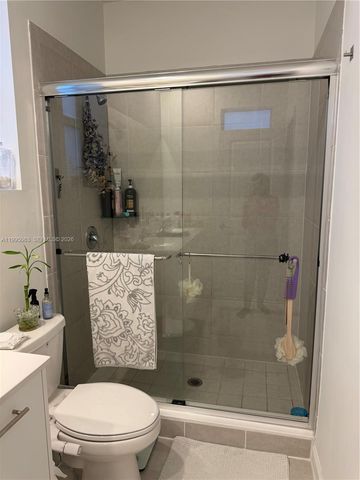 2371 NW 122nd Ter, Miami, FL 33167