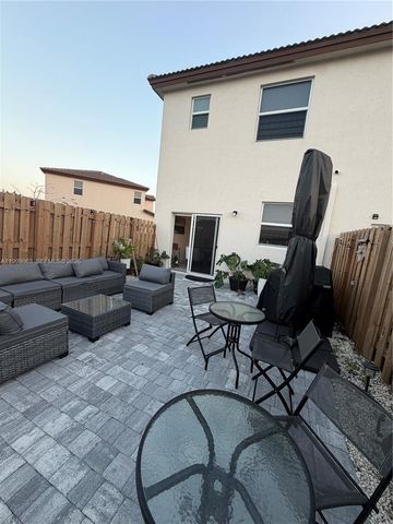 2371 NW 122nd Ter, Miami, FL 33167