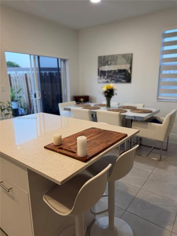 2371 NW 122nd Ter, Miami, FL 33167