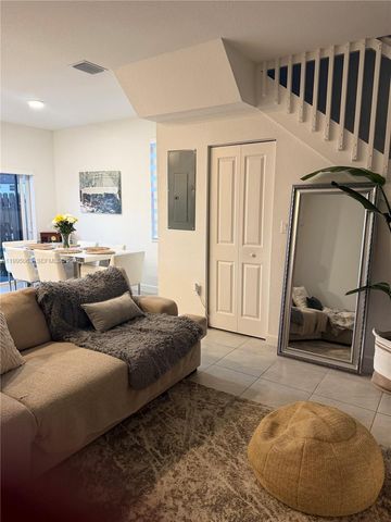 2371 NW 122nd Ter, Miami, FL 33167