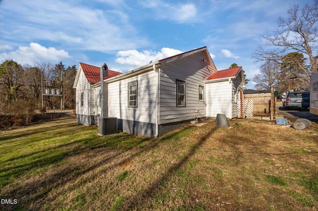 801 Whitsett Avenue, Gibsonville, NC 27249