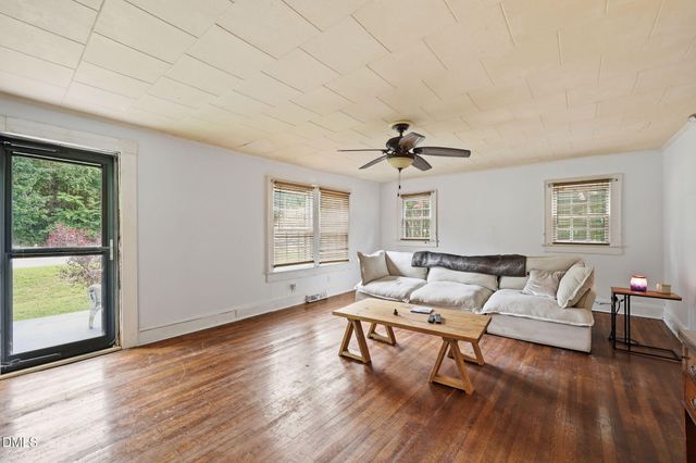 801 Whitsett Avenue, Gibsonville, NC 27249