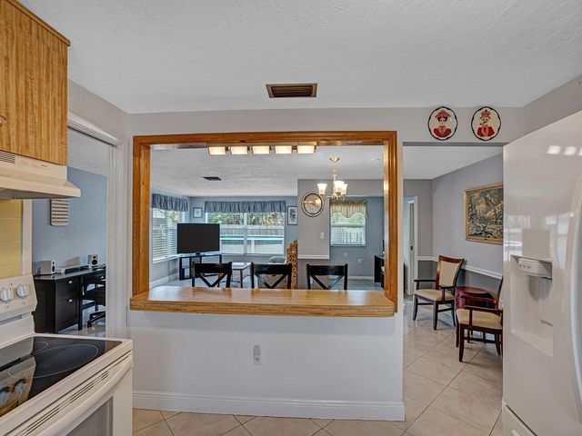 6732 WILLIAM TELL DRIVE, New Port Richey, FL 34653