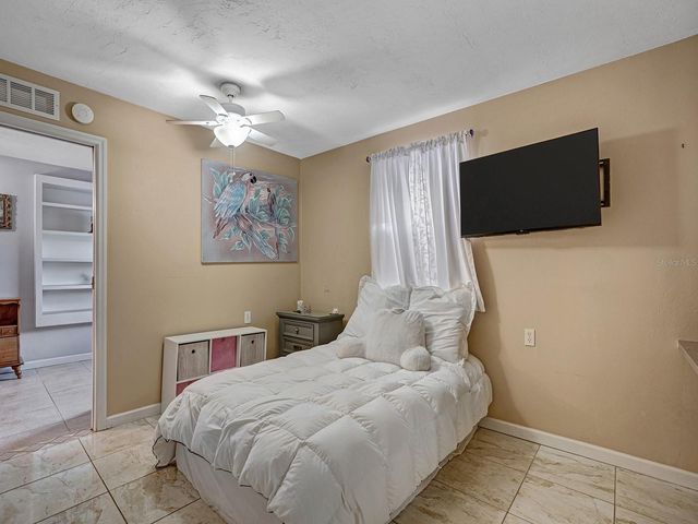 6732 WILLIAM TELL DRIVE, New Port Richey, FL 34653