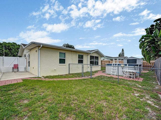 6732 WILLIAM TELL DRIVE, New Port Richey, FL 34653