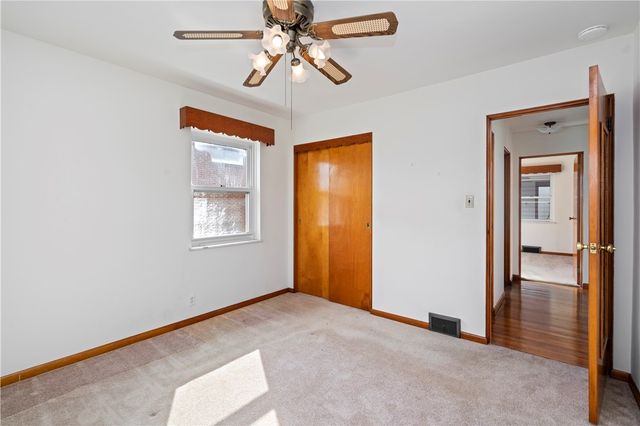 224 Eastern Dr, Lower Burrell, PA 15068