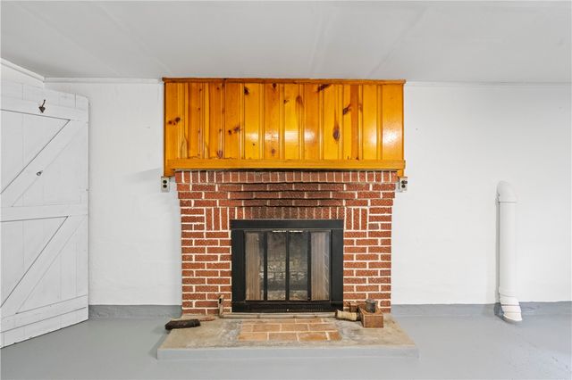 224 Eastern Dr, Lower Burrell, PA 15068