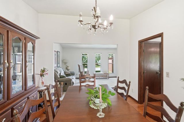 5906 Red Oak Drive, Fairfield, OH 45014