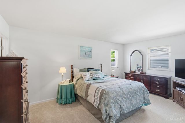 5906 Red Oak Drive, Fairfield, OH 45014
