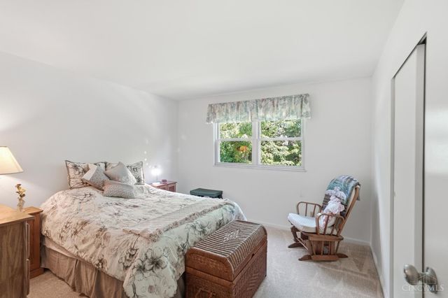 5906 Red Oak Drive, Fairfield, OH 45014