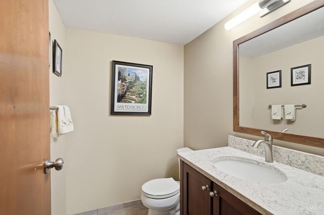 5906 Red Oak Drive, Fairfield, OH 45014