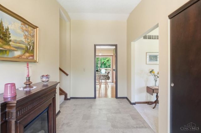 5906 Red Oak Drive, Fairfield, OH 45014