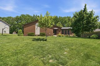 5906 Red Oak Drive, Fairfield, OH 45014